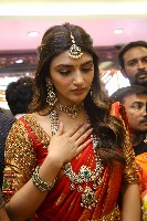 Sreeleela Inaugurates CMR Jewellery Showroom